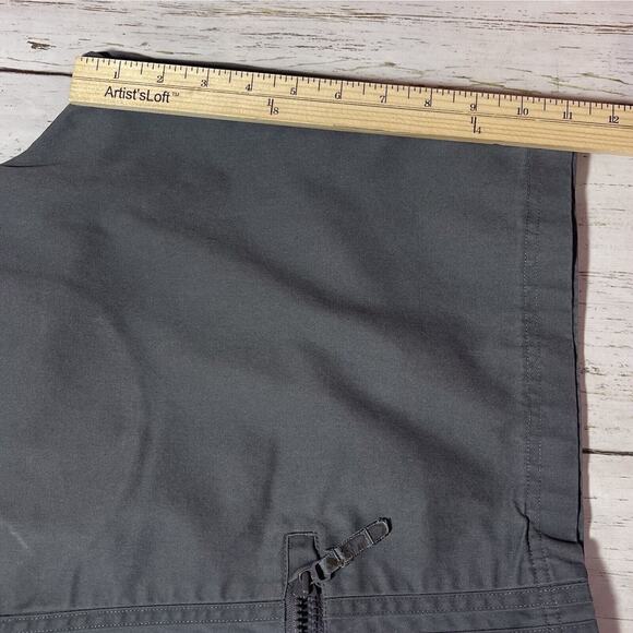 Adidas Chino Shorts Mens Size Medium Gray Three Stripes Utility Cargo Pocket - Picture 7 of 14